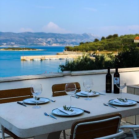 Holiday Home Adriatic ลุมบาร์ดา ภายนอก รูปภาพ