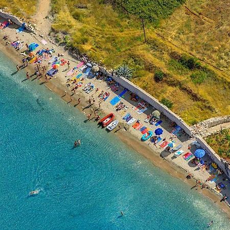 Holiday Home Adriatic ลุมบาร์ดา ภายนอก รูปภาพ