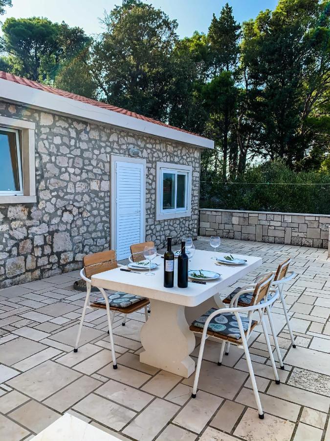 Holiday Home Adriatic ลุมบาร์ดา ภายนอก รูปภาพ
